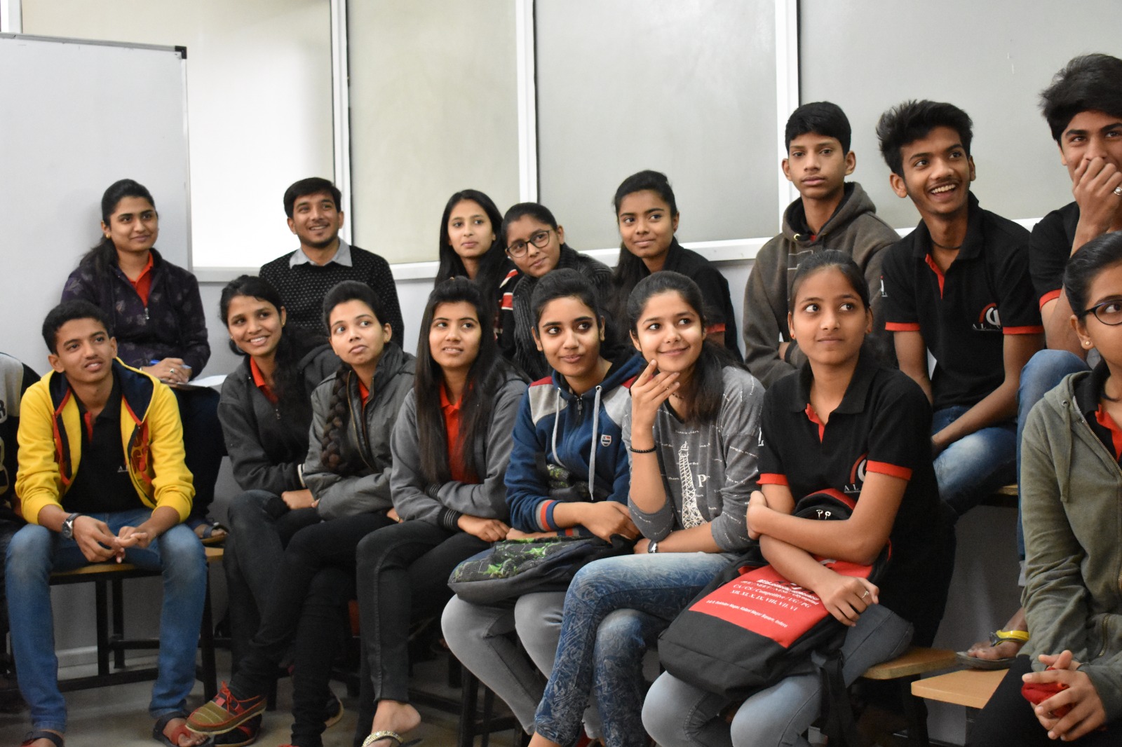 Students attending best coaching classes in Indore at ALIVE INSTITUTE for Class 6 to 12 Science and Commerce